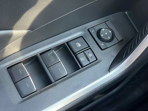 Certified 2025 Toyota RAV4 SE AWD/4WD image 19