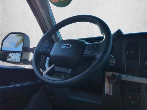 Used 2025 Ford F250 XLT image 25