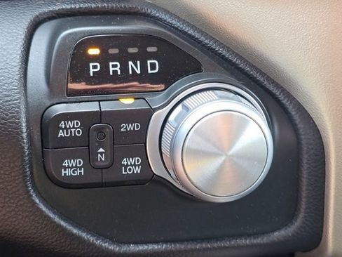 Used 2019 RAM 1500 Laramie AWD/4WD image 17