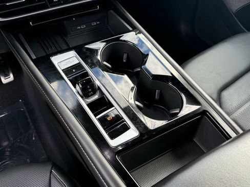 New 2026 Volkswagen Atlas Cross Sport SEL R-Line image 17