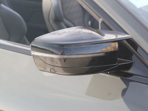 Used 2023 BMW M4 xDrive Competition image 11