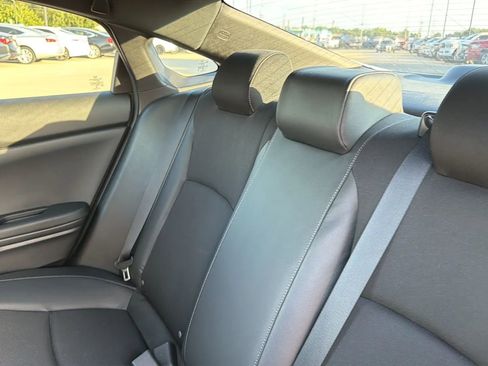 Used 2019 Honda Civic Sport image 37