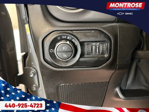 Used 2021 Jeep Gladiator Sport AWD/4WD image 13