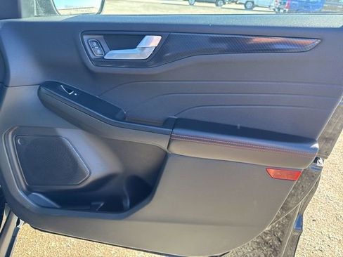 Used 2025 Ford Escape ST-Line image 21