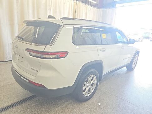 Used 2023 Jeep Grand Cherokee L Limited RWD image 7