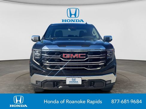 Used 2025 GMC Sierra 1500 SLT AWD/4WD image 8