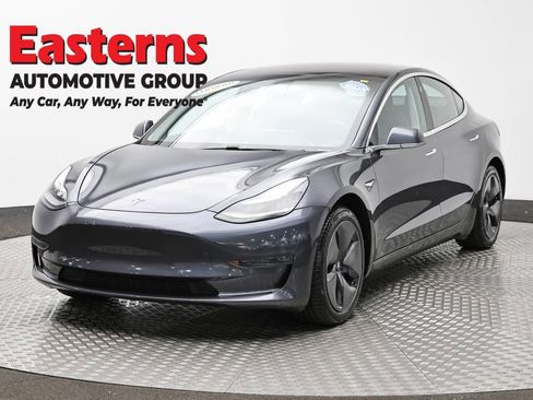 Used 2018 Tesla Model 3 Long Range image 1