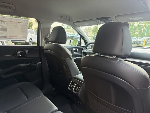 New 2026 Kia Sorento EX AWD/4WD image 14
