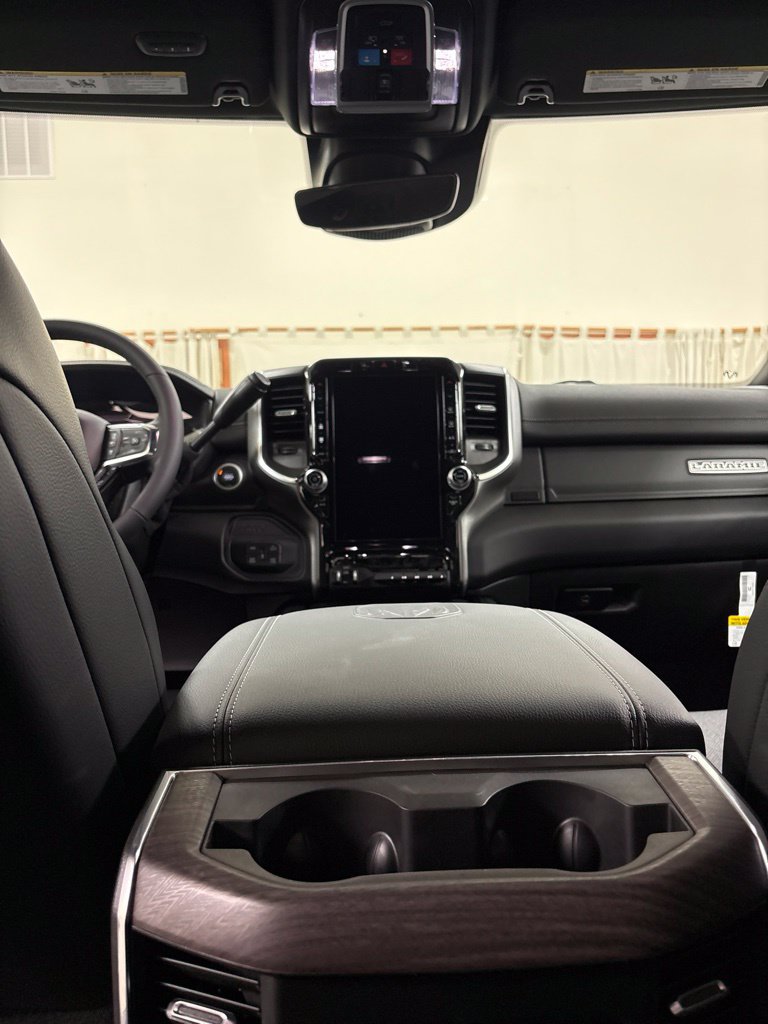 New 2027 RAM 2500 Laramie AWD/4WD image 19