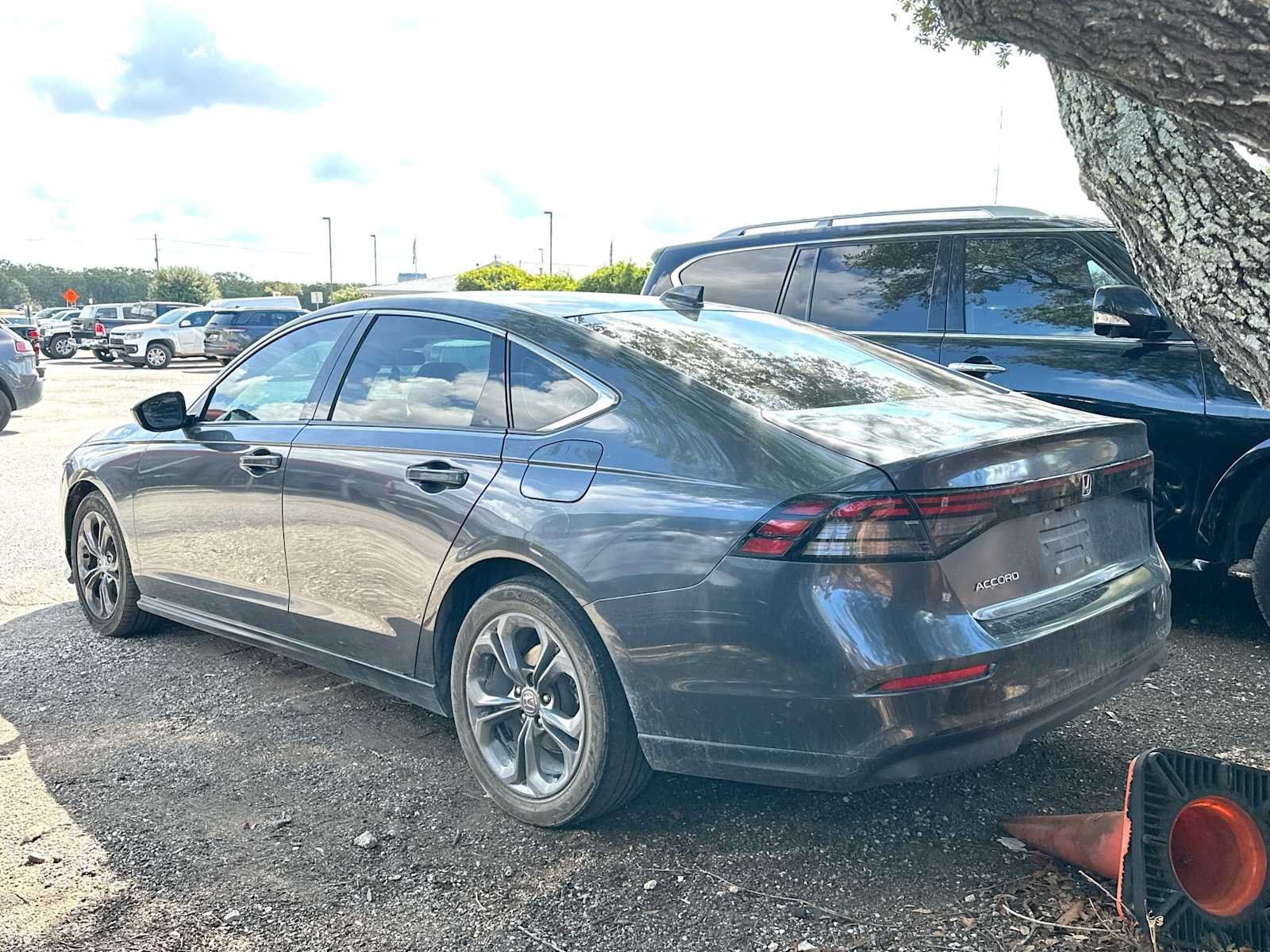 Used 2024 Honda Accord EX image 4
