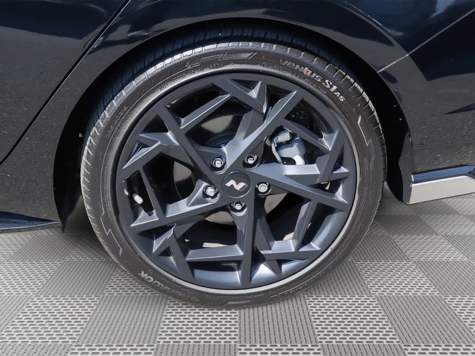 Used 2025 Hyundai Elantra N Line FWD image 13