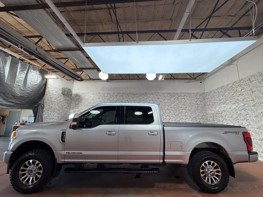 Used 2022 Ford F350 Lariat AWD/4WD image 4