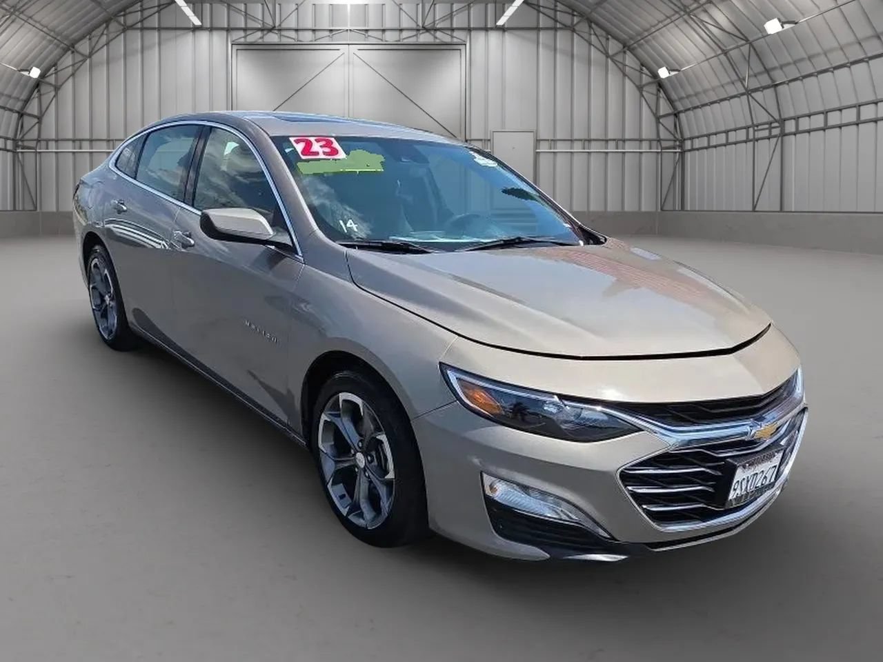 Used 2023 Chevrolet Malibu LT FWD image 3