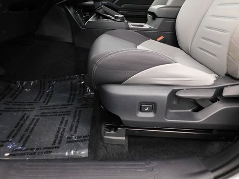 Used 2024 Toyota Tacoma TRD Off-Road image 19