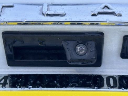 Used 2021 Volkswagen Atlas Cross Sport SEL image 17