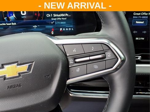 Used 2025 Chevrolet Equinox LT w/ Convenience Package II FWD image 19