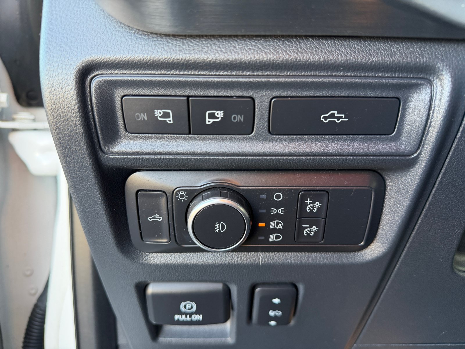 Used 2021 Ford F150 Lariat w/ Max Trailer Tow Package AWD/4WD image 27