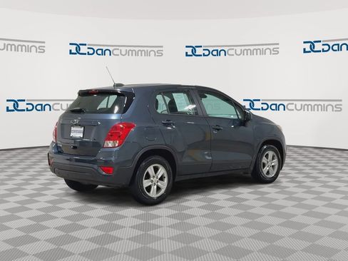 Used 2021 Chevrolet Trax LS FWD image 8