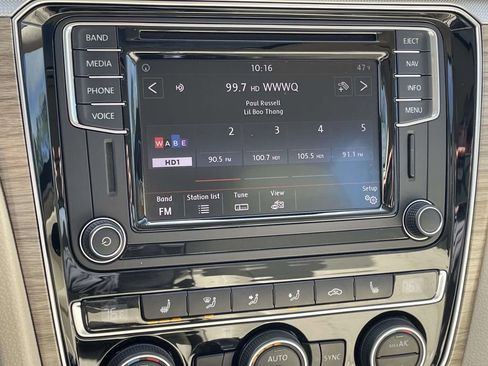 Used 2017 Volkswagen Passat 1.8T SE image 27