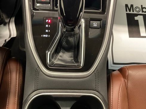 Used 2022 Subaru Outback Touring image 29