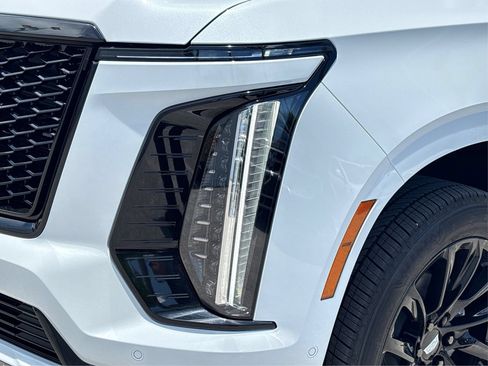 New 2026 Cadillac Escalade ESV Sport w/ LPO, ONYX Package AWD/4WD image 14