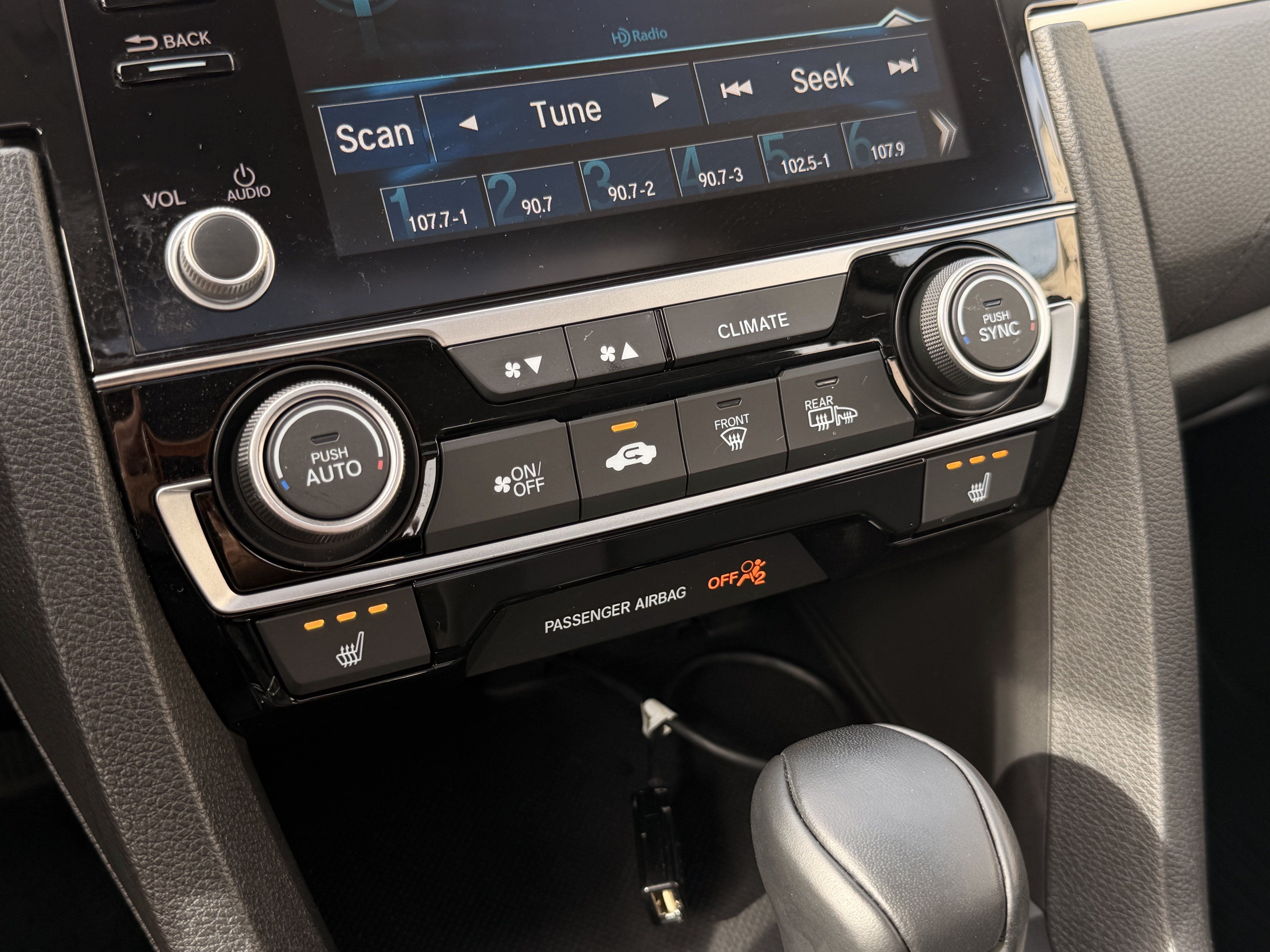 Certified 2021 Honda Civic EX image 23