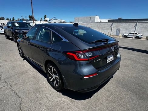 Used 2023 Honda Civic LX image 5