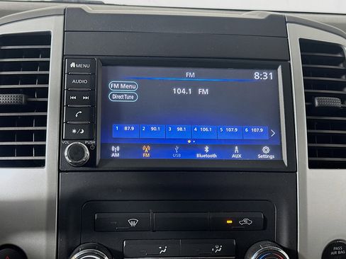 Used 2019 Nissan Frontier SV image 19