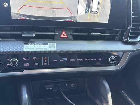 Used 2023 Kia Sportage SX image 6