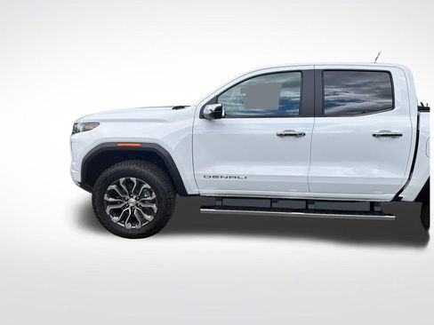 New 2026 GMC Canyon Denali AWD/4WD image 25