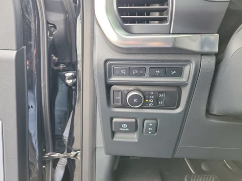 Certified 2023 Ford F150 Lariat w/ Equipment Group 502A High AWD/4WD image 22
