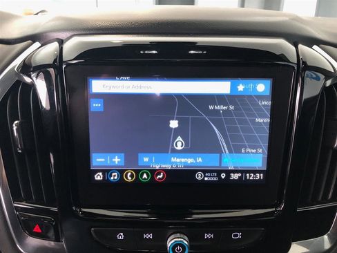 Used 2023 Chevrolet Traverse LT w/ LT Premium Package image 20