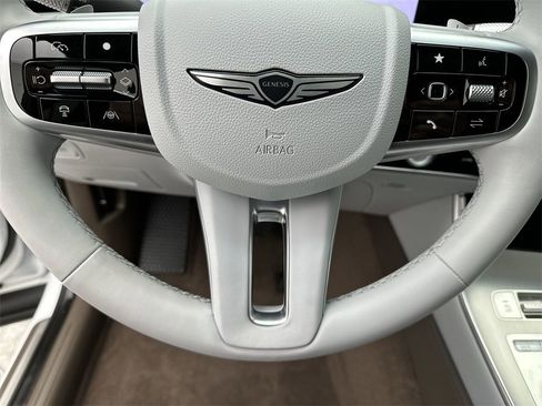 Used 2026 Genesis GV70 2.5T Advanced image 14