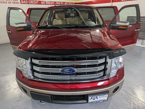 Used 2014 Ford F150 Lariat w/ Lariat Chrome Package image 10