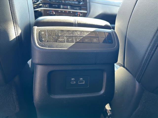 Used 2025 Nissan Pathfinder SL FWD image 15
