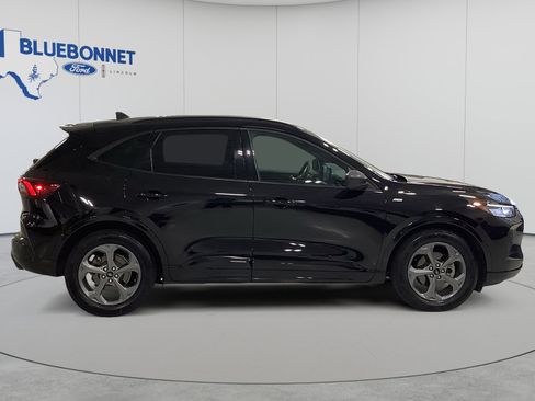 Certified 2023 Ford Escape ST-Line w/ Tech Pack #1 FWD image 4