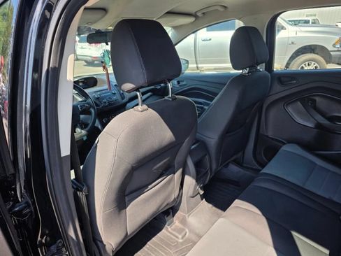 Used 2017 Ford Escape S FWD image 19