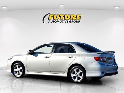 Used 2013 Toyota Corolla image 9