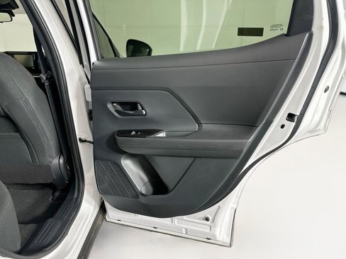 Used 2025 Nissan Kicks S FWD image 27