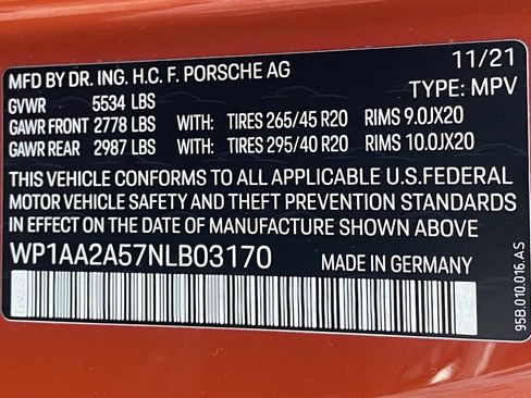 Used 2022 Porsche Macan image 43