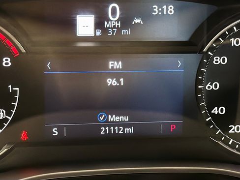 Used 2025 Cadillac XT6 Premium Luxury image 8