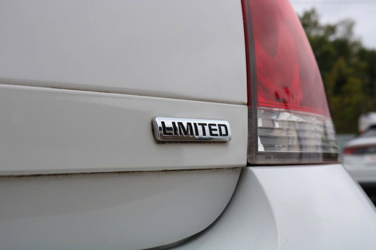 Used 2014 Chevrolet Impala LTZ FWD image 13