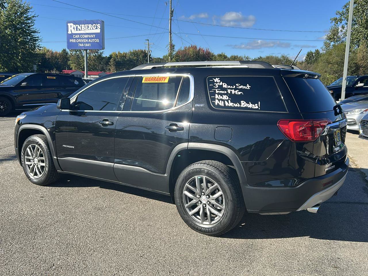Used 2018 GMC Acadia SLT AWD/4WD image 2