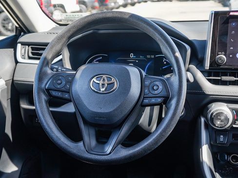 Used 2024 Toyota RAV4 XLE AWD/4WD image 16