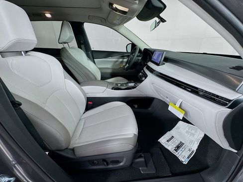 New 2026 INFINITI QX60 Pure image 36