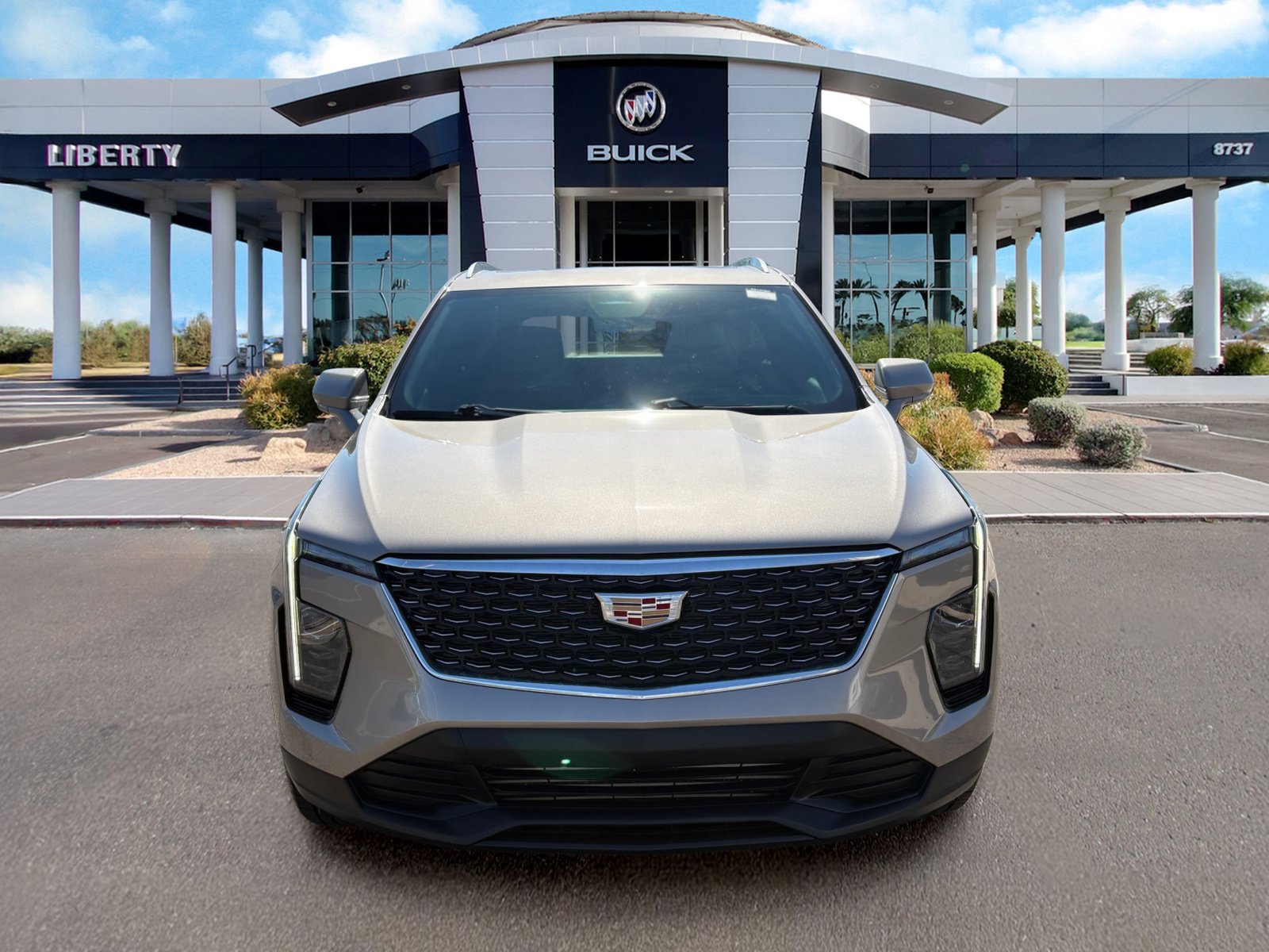 Used 2024 Cadillac XT4 Luxury FWD image 8