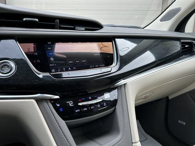 Used 2023 Cadillac XT6 Premium Luxury w/ Technology Package AWD/4WD image 43