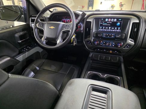 Used 2017 Chevrolet Silverado 1500 LTZ Z71 w/ Midnight Edition AWD/4WD image 22