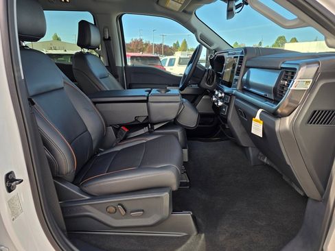 New 2026 Ford F350 Lariat w/ FX4 Off-Road Package image 23