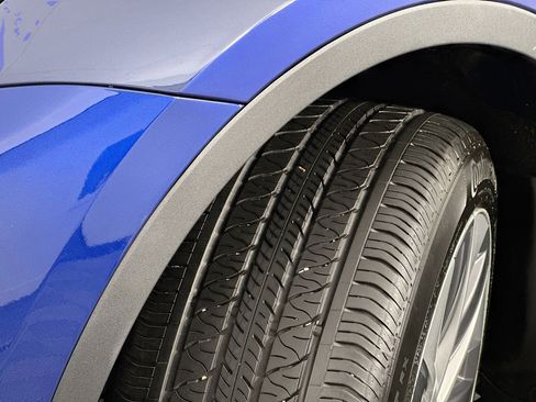 Used 2023 Tesla Model Y Long Range image 14